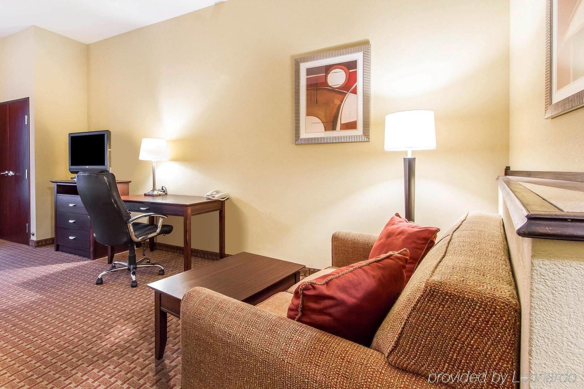 Comfort Suites Airport South Montgomery Exterior foto